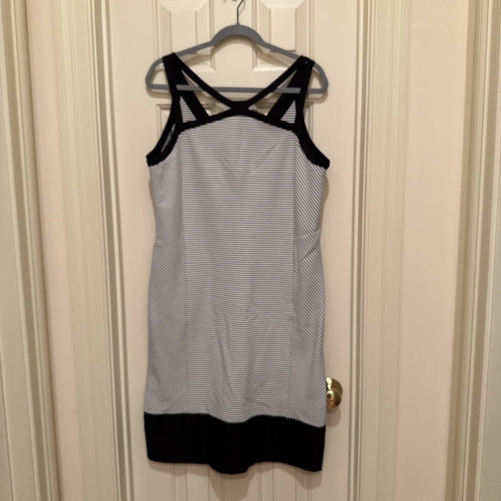 Adrianna Papell Black & White Stripe Sleeveless Classic Dress Womens Size 14